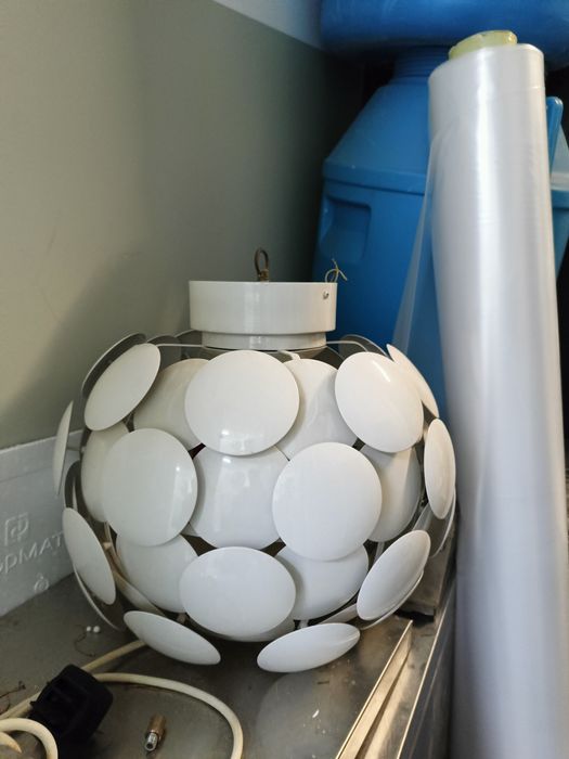 Продам люстра, бра