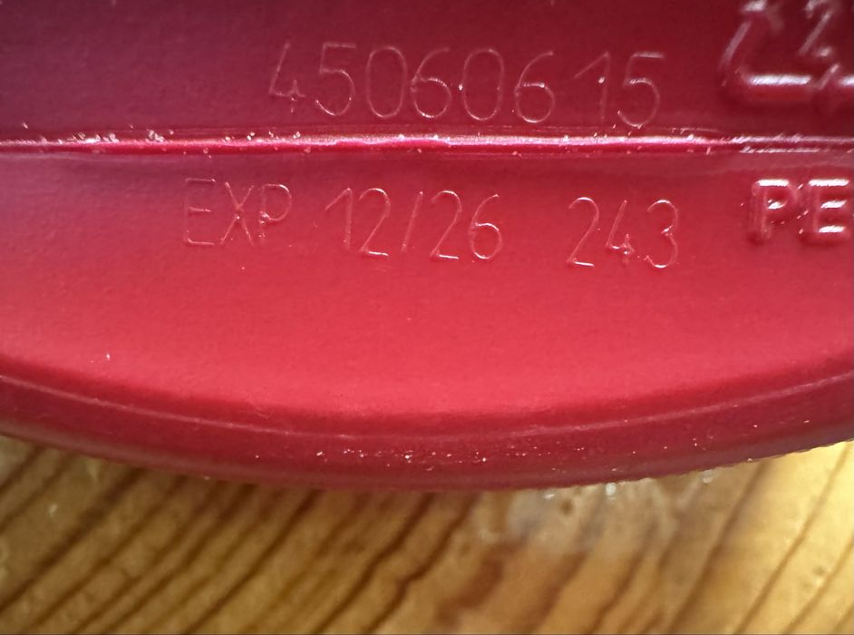 Лепило Loctite 243 осигурител за резби