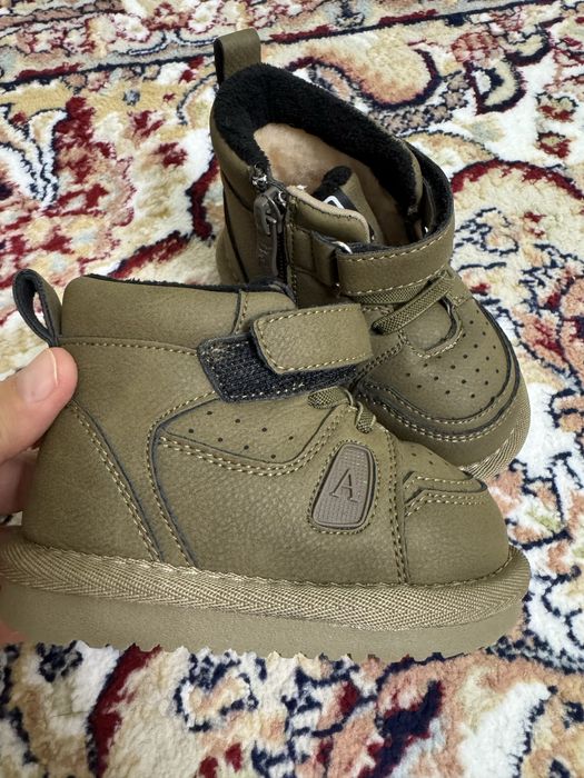 Зимние ботинки, почти новые