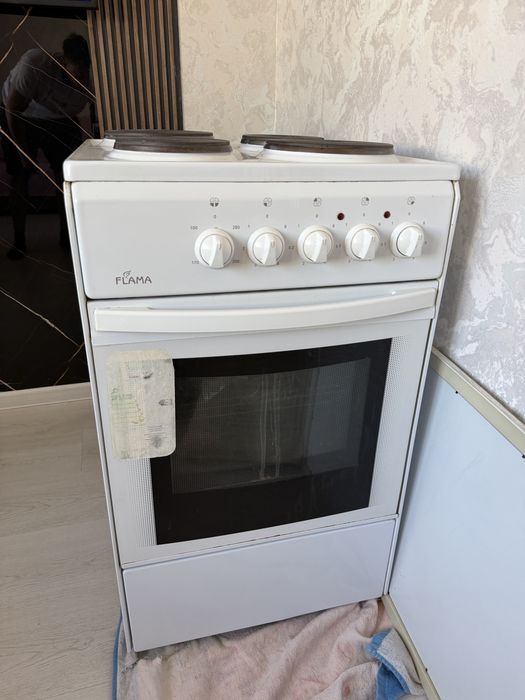 Продам Холодильник с Машинкой