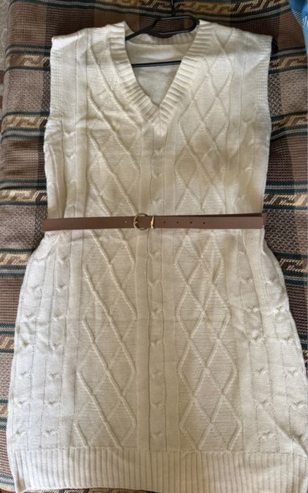 Rochie fără mâneci