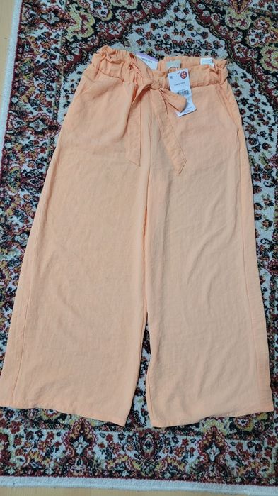Pantaloni wide leg femei- Sinsay, marimea M- noi, cu eticheta