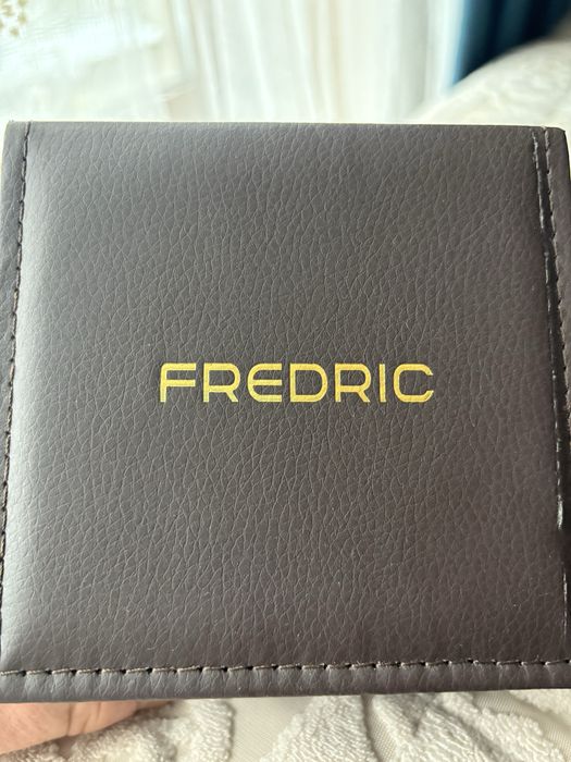 Vand ceas Fredric nou