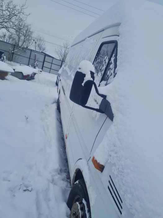 Microbuz Mercedes Sprinter
