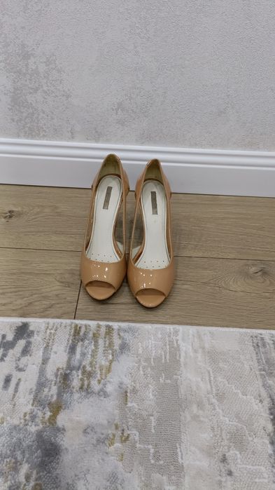 Продам туфли GEOX