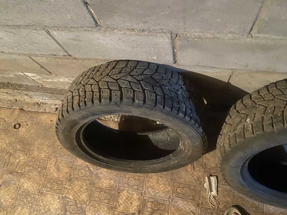 Автошины в косши 2 штуки