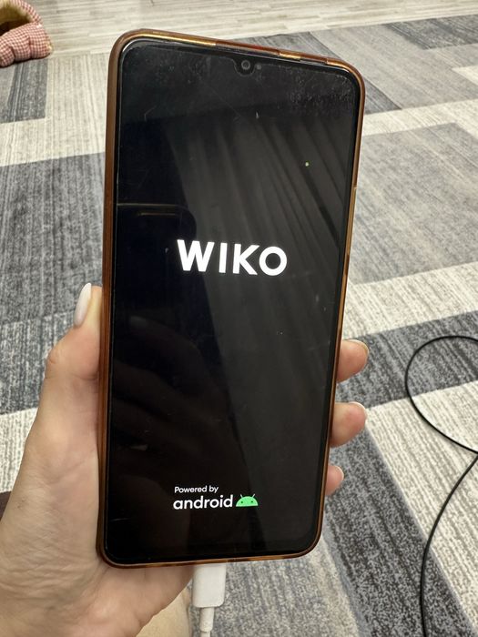 Телефон Wiko 10.