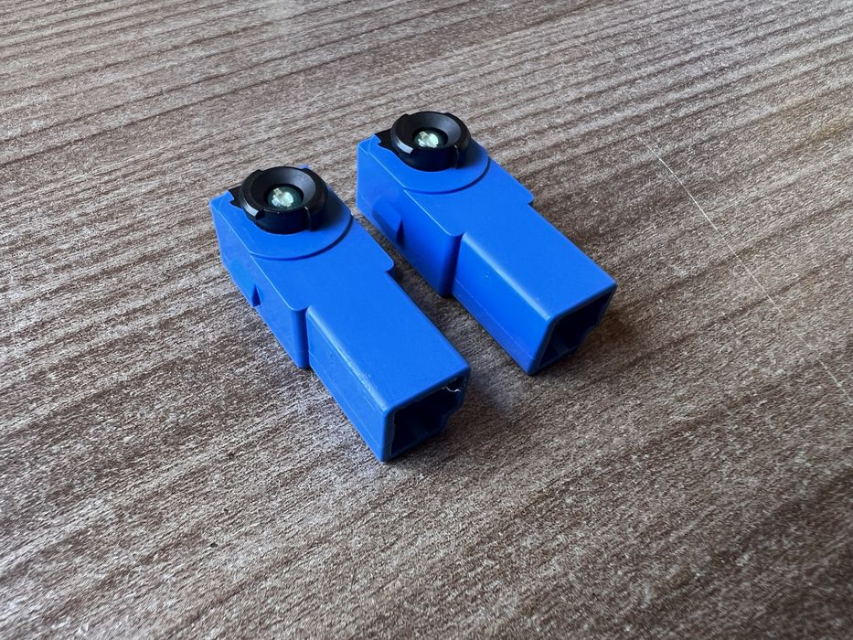 Штатная подсветка для пространства ног Toyota/Lexus