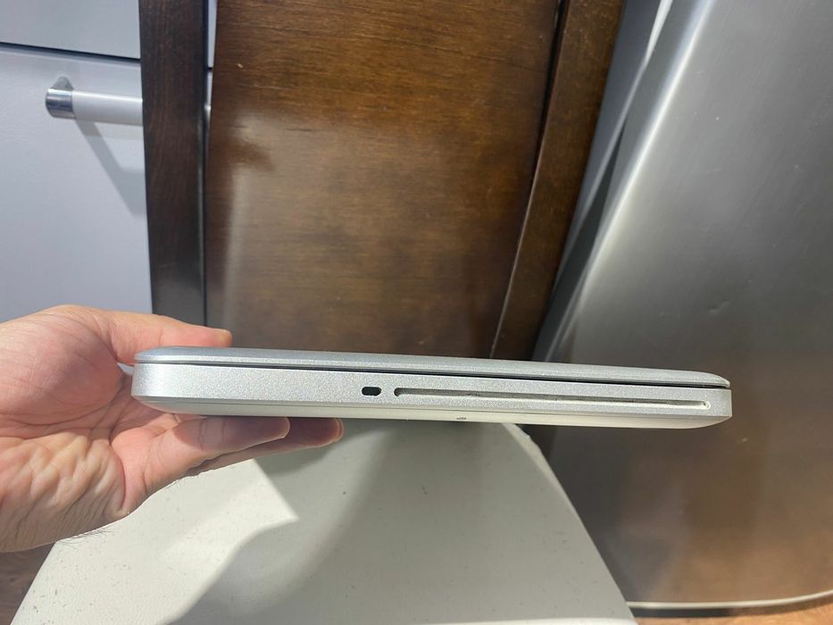 Macbook Pro intel core i5