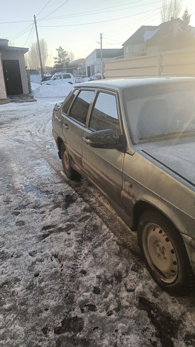 Машина жаксы журып тур