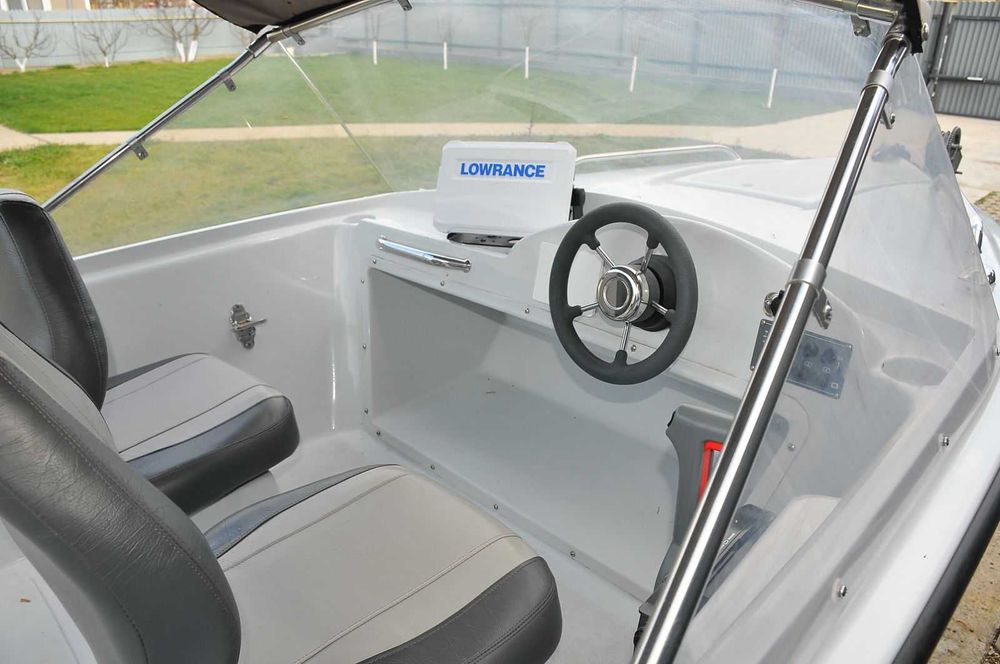 VAND ambarcatiune FORWARD 520 + YAMAHA 70 CP