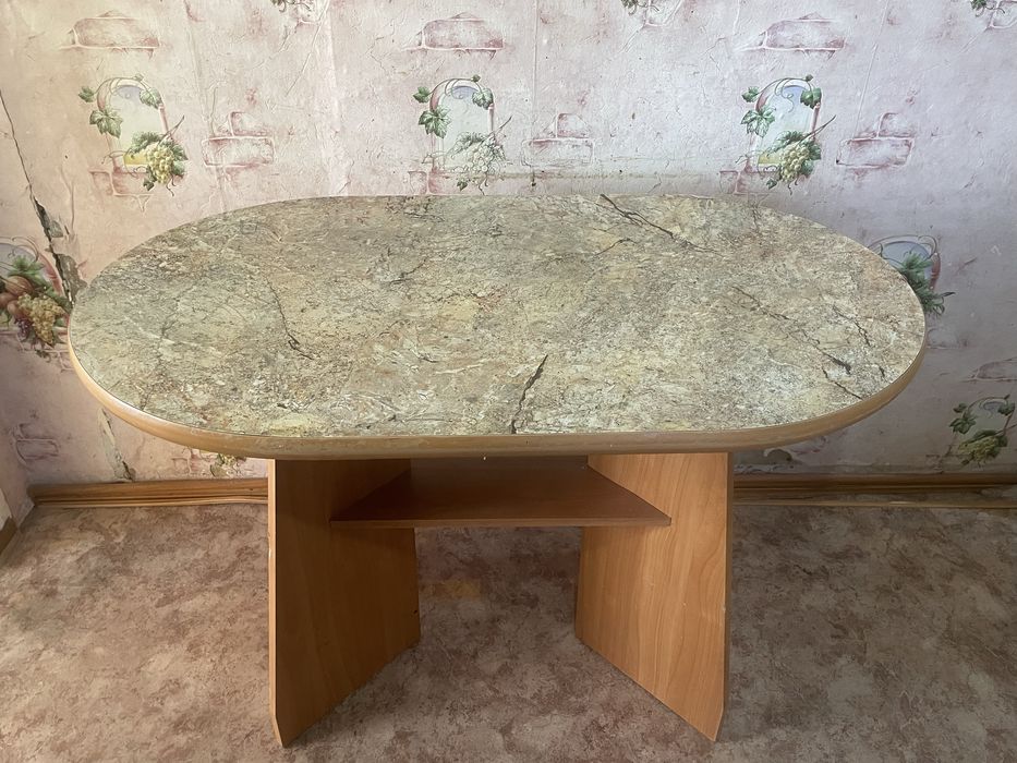 Мебель Продам в нормальном состоянии