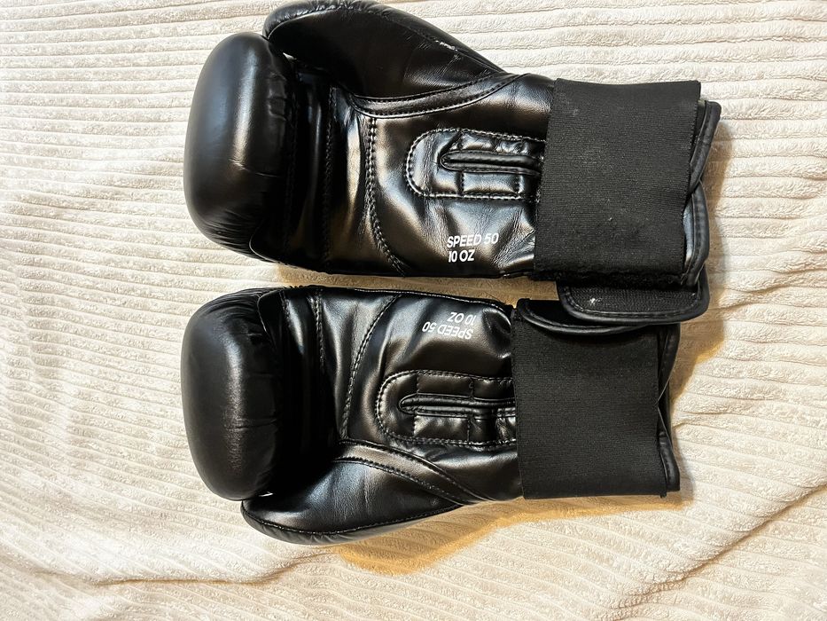 Vand manusi de box Adidas, speed 50, marimea 10 OZ
