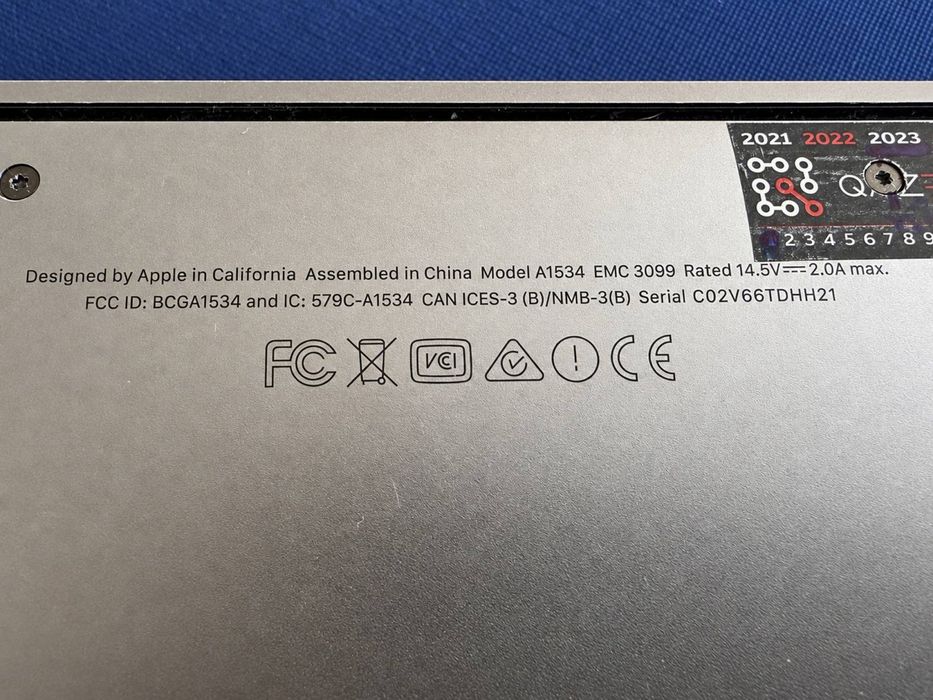 MacBook 12 Retina 2017, Core m3 / 8 GB