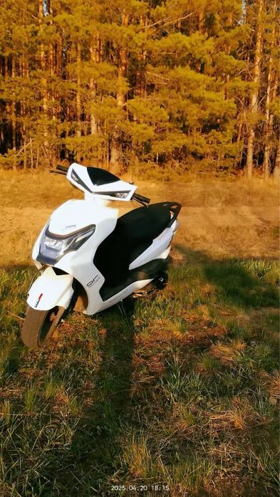 Продам скутер 14696