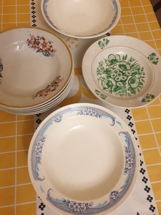 Продам тарелки красивое