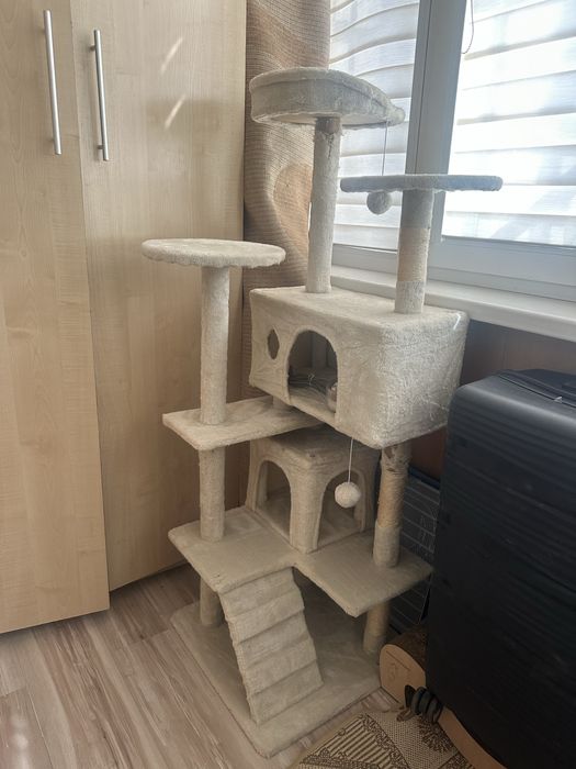 Домик для кошки срочно