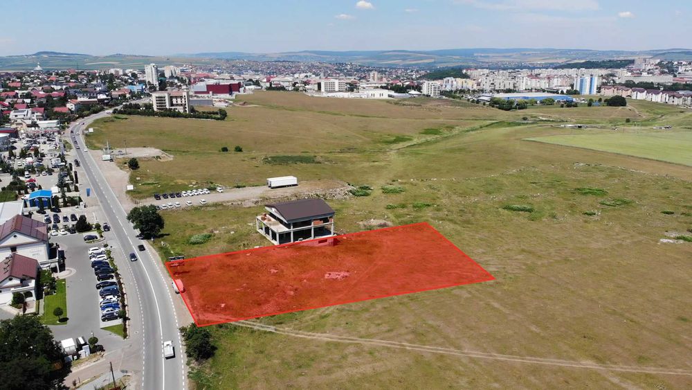 Inchiriez teren vis-a-vis de Hotel Sonnenhof 2500mp