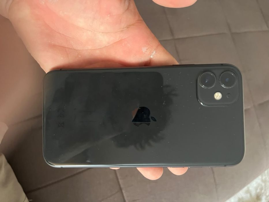 Срочно продаетс Iphone 11, 128gb с гарантией