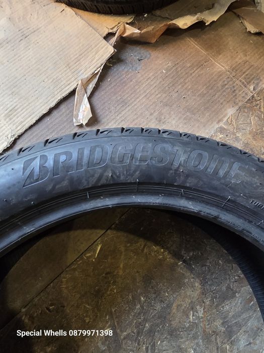 245/45R20 Bridgestone