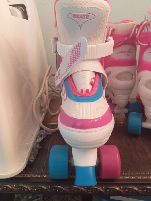 Продается Роликовые коньки