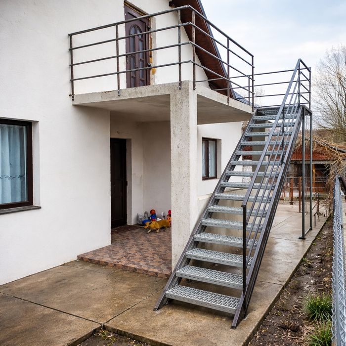 Scari metalice galvanizate