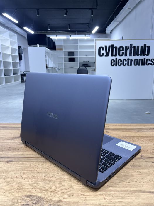 Ноутбук Asus X507M