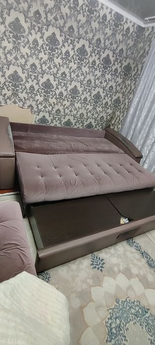 Продам диван тройку