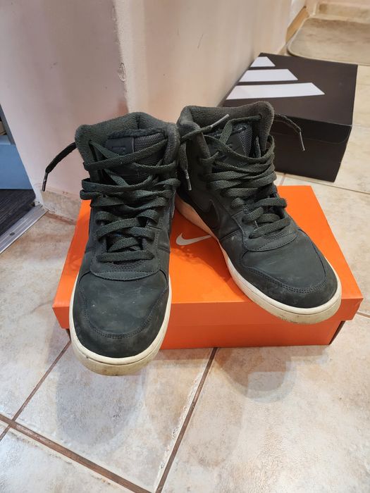 Маратонки - Кецове  Nike