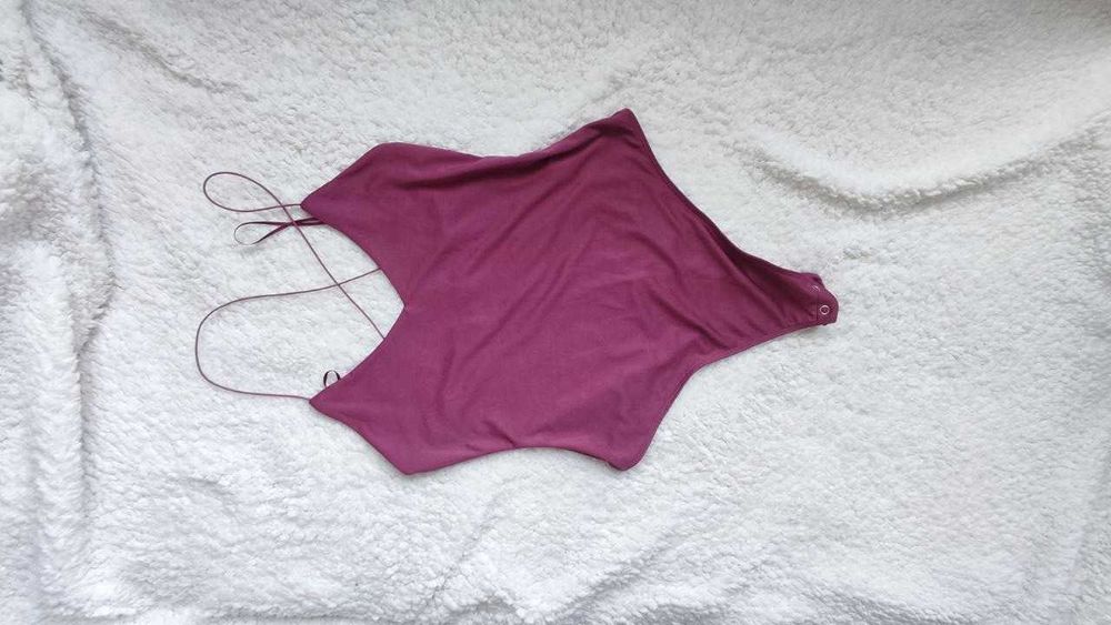 Секси ново боди Bershka