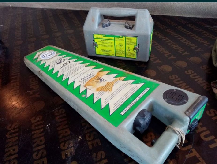 Детектор тръби жици кабели за индустрията