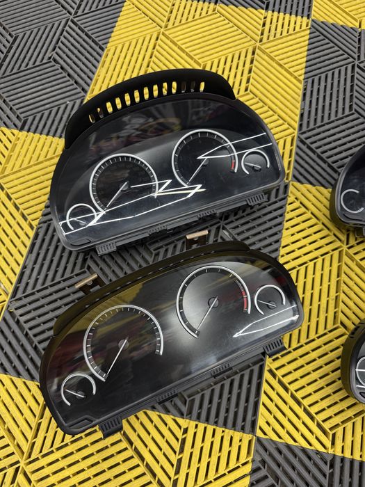 6WA ceasuri bord benzina bmw F10 F11 F01 F02 F06 F07 F12 F13