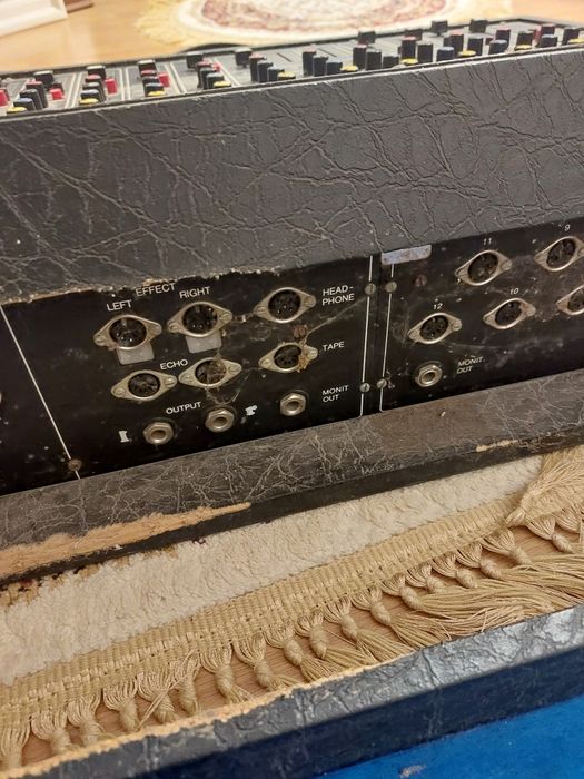 Vând  mixer vermona