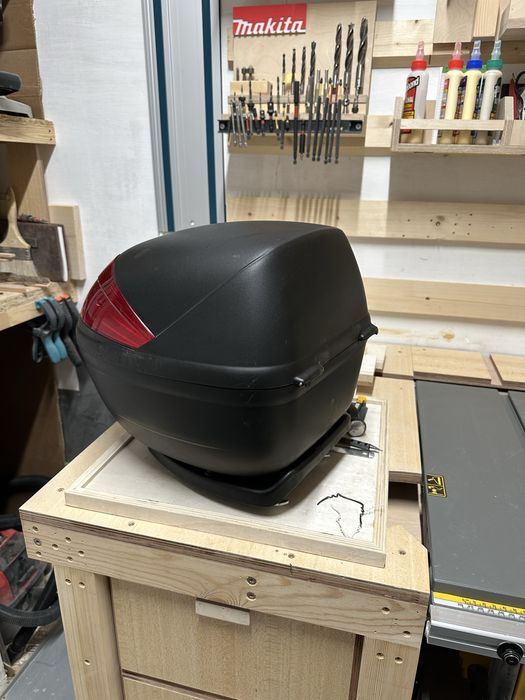 Givi Куфар за мотор/топ каса