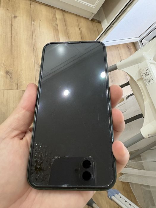 Продам iPhone 13 (Green) на 128 gb