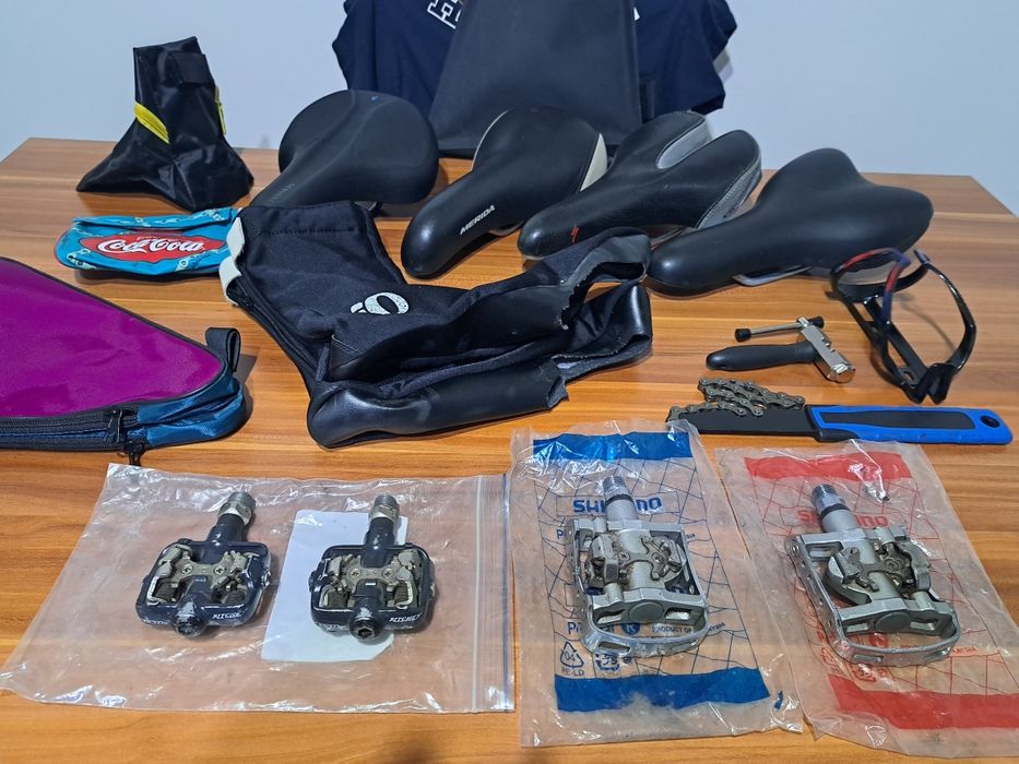 Piese accesorii/ chei bicicletă