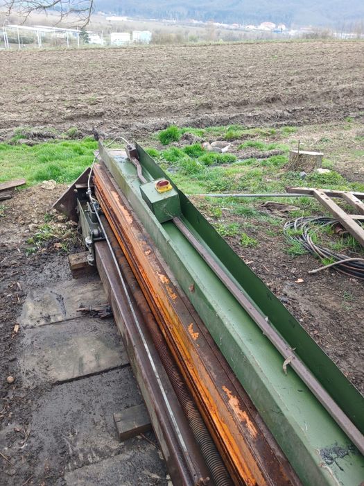 Elevator auto 2 coloane