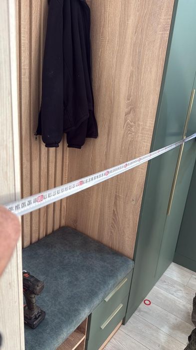 Продам прихожую. Цена договорная