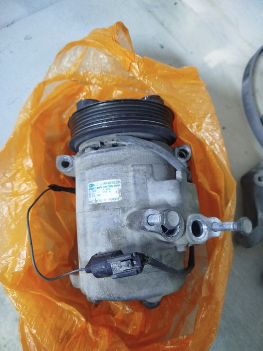 Авто Компрессор кондиционера