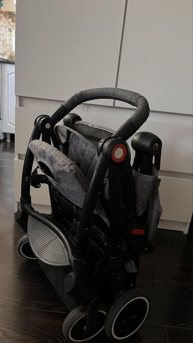 Продам коляску Playkids