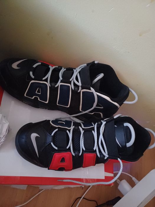vand nike uptempo marime 45