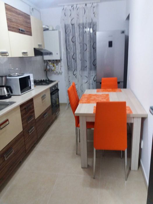 Inchiriere apartament 2 camere, garaj, metrou, sector 6