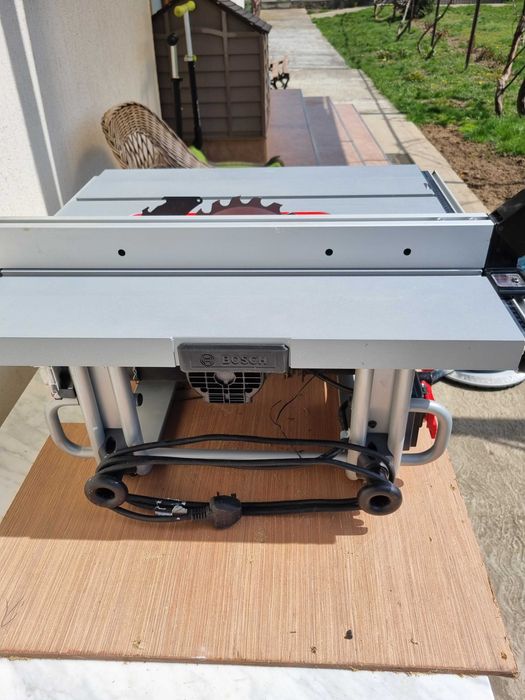 Circular masa Bosch Professional