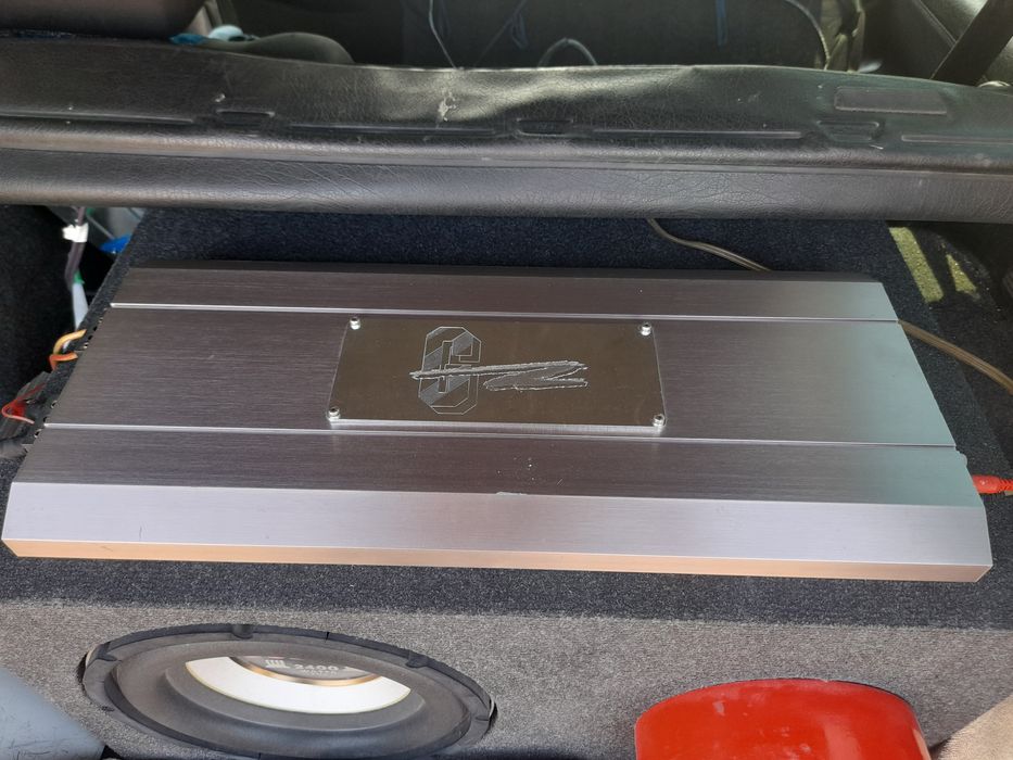 Subwoofer auto Hifonics Goliath 2400 w rms și Ground zero Plutonium GZ