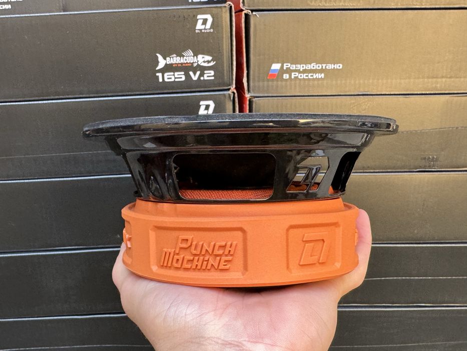 Dl Audio PHOENIC PUNCH MACHINE 165(эстрадные колонки)silvester,arnold