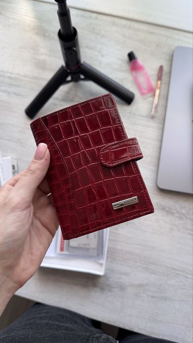 Женский кошелек