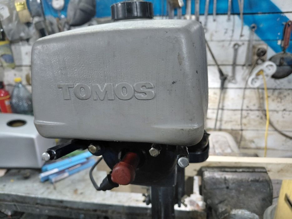 Motor barca tomos