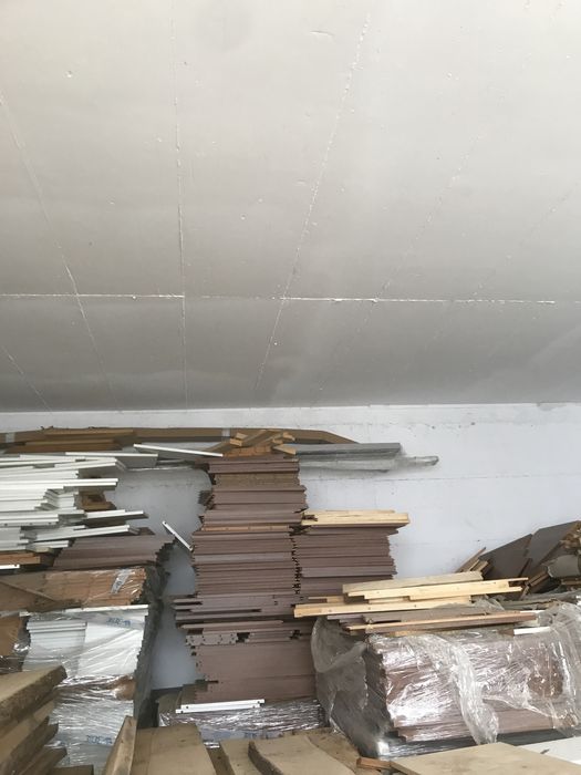 Vand bucăți de Pal,mdf.