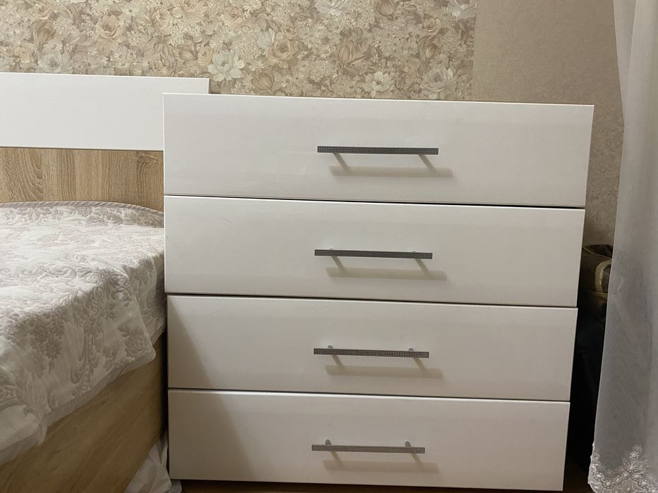 Спальный гарнитур.