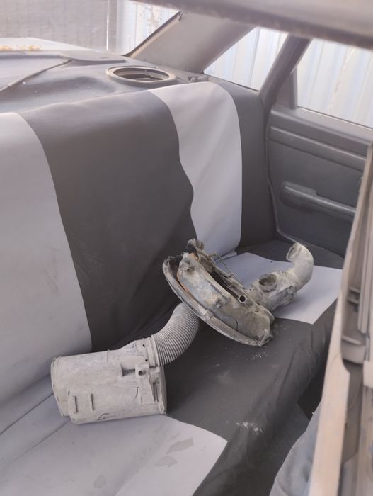 Ауди после дтп целиком